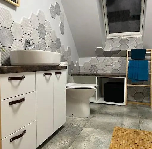 Daire Przybrzezna 6b *